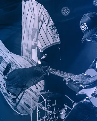 Live concert by Josh Sneed