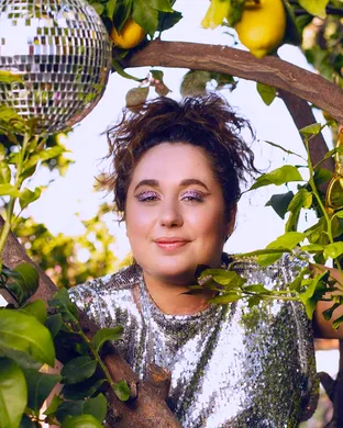 Liza Treyger Cleveland