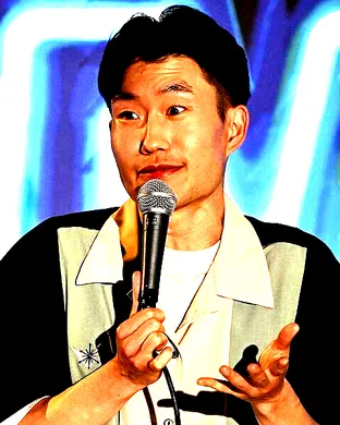 Ray Lau 