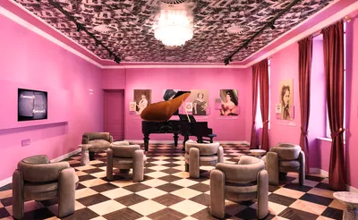 Strauss